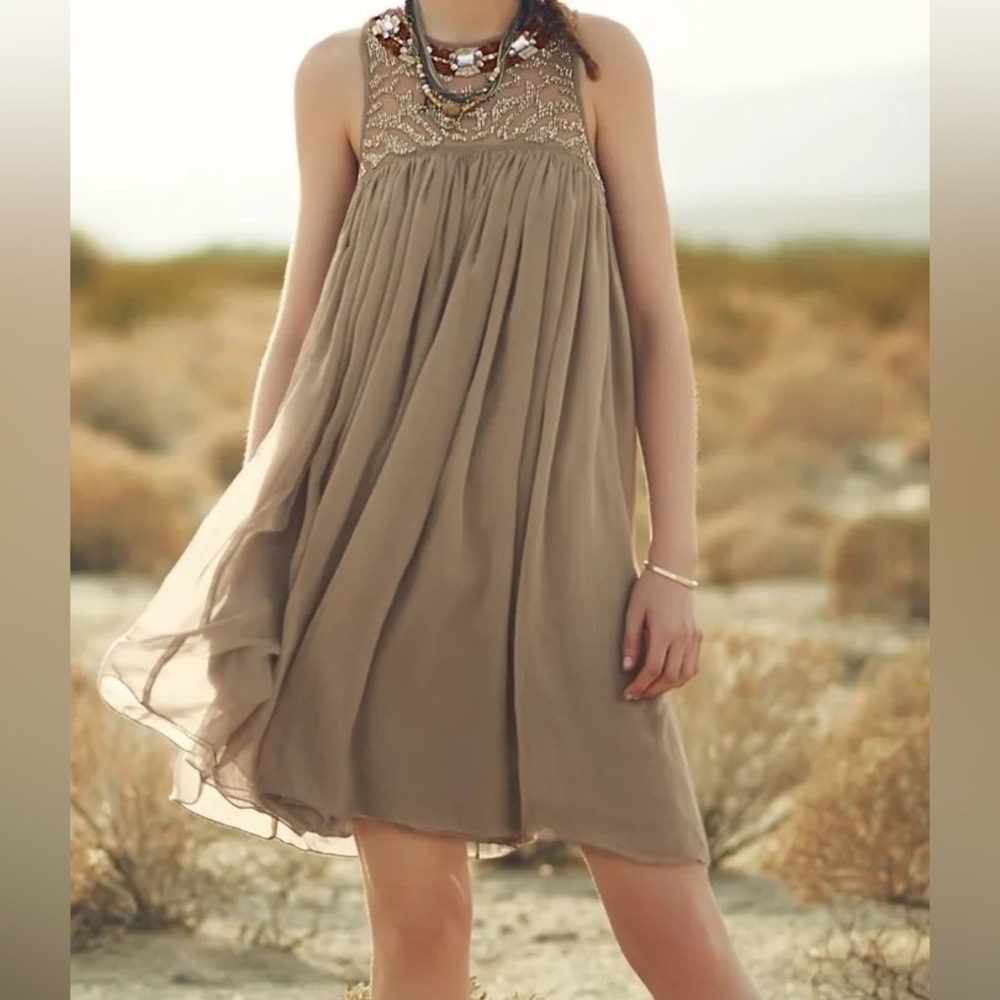 Moulinette Soeurs Swingy Sleeveless Sonora Dress Gray with Collar Embellishment - Picture 1 of 11
